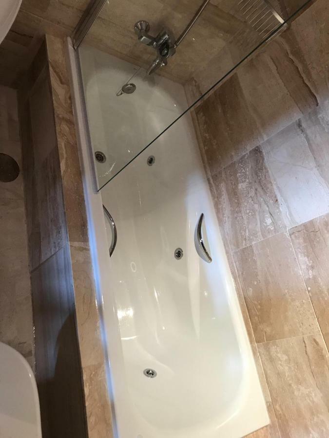 Luxury Set In Dona Julia Golf Course Apartment *