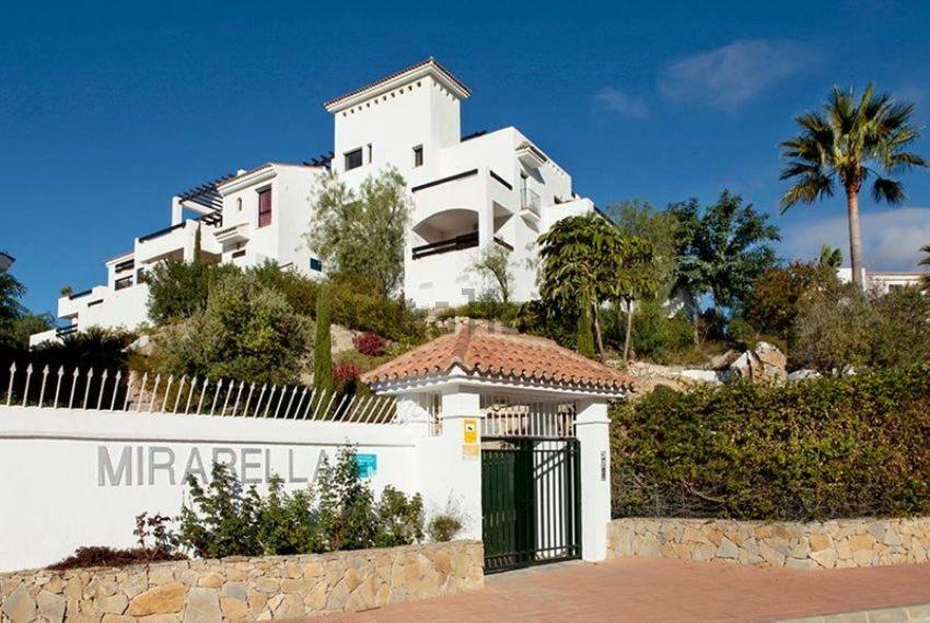Luxury Set In Dona Julia Golf Course * Casares