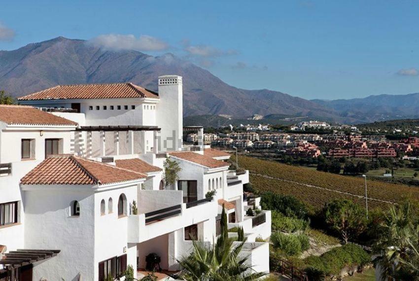 Luxury Set In Dona Julia Golf Course Apartment *
